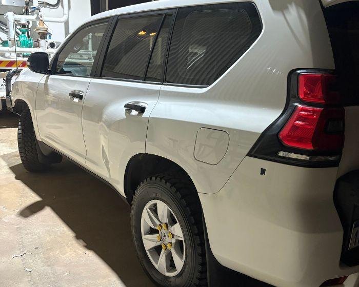 suv detailing services side view